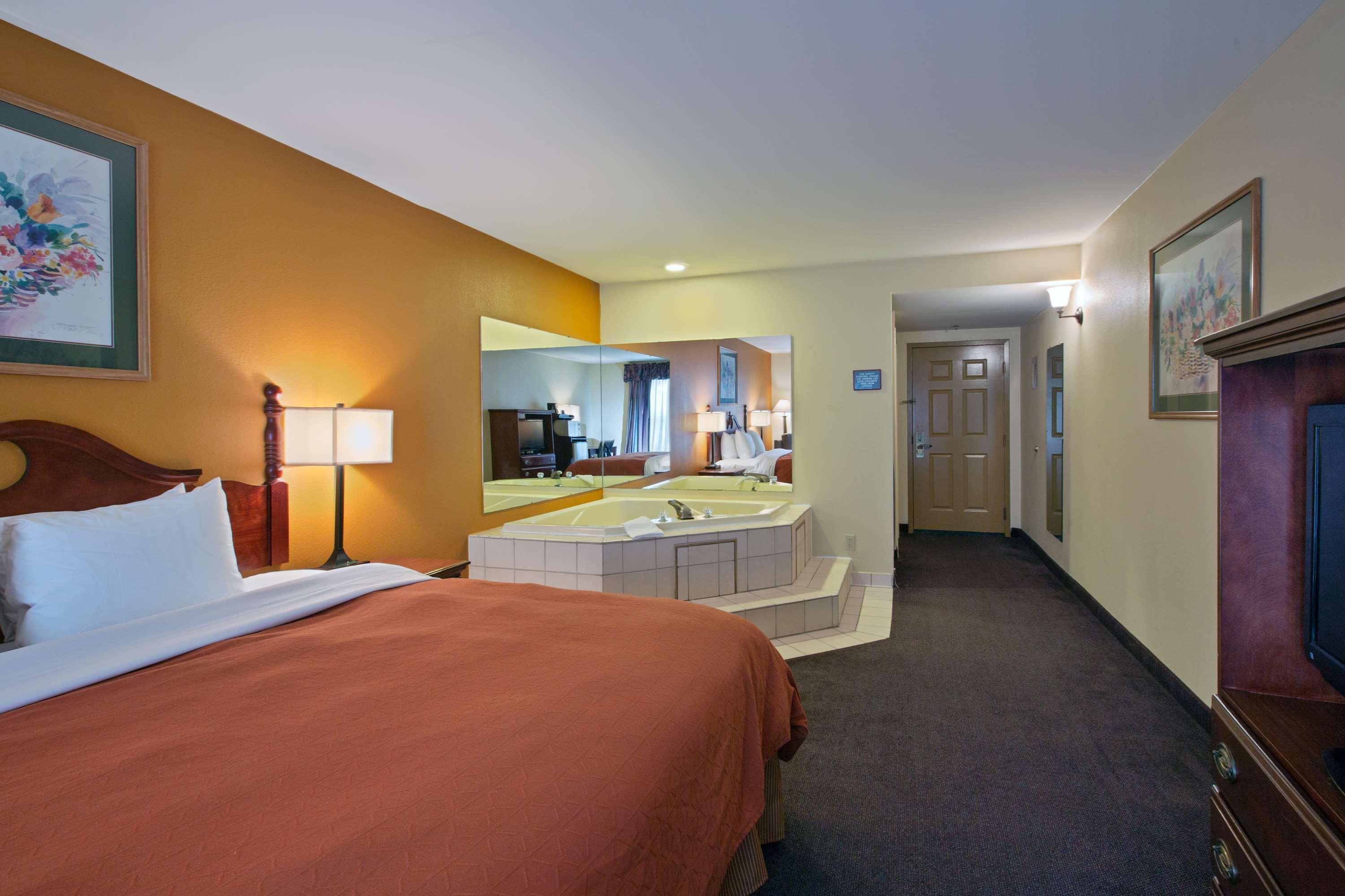 Country Inn & Suites By Radisson, Richmond I-95 South, Va Bellwood Экстерьер фото
