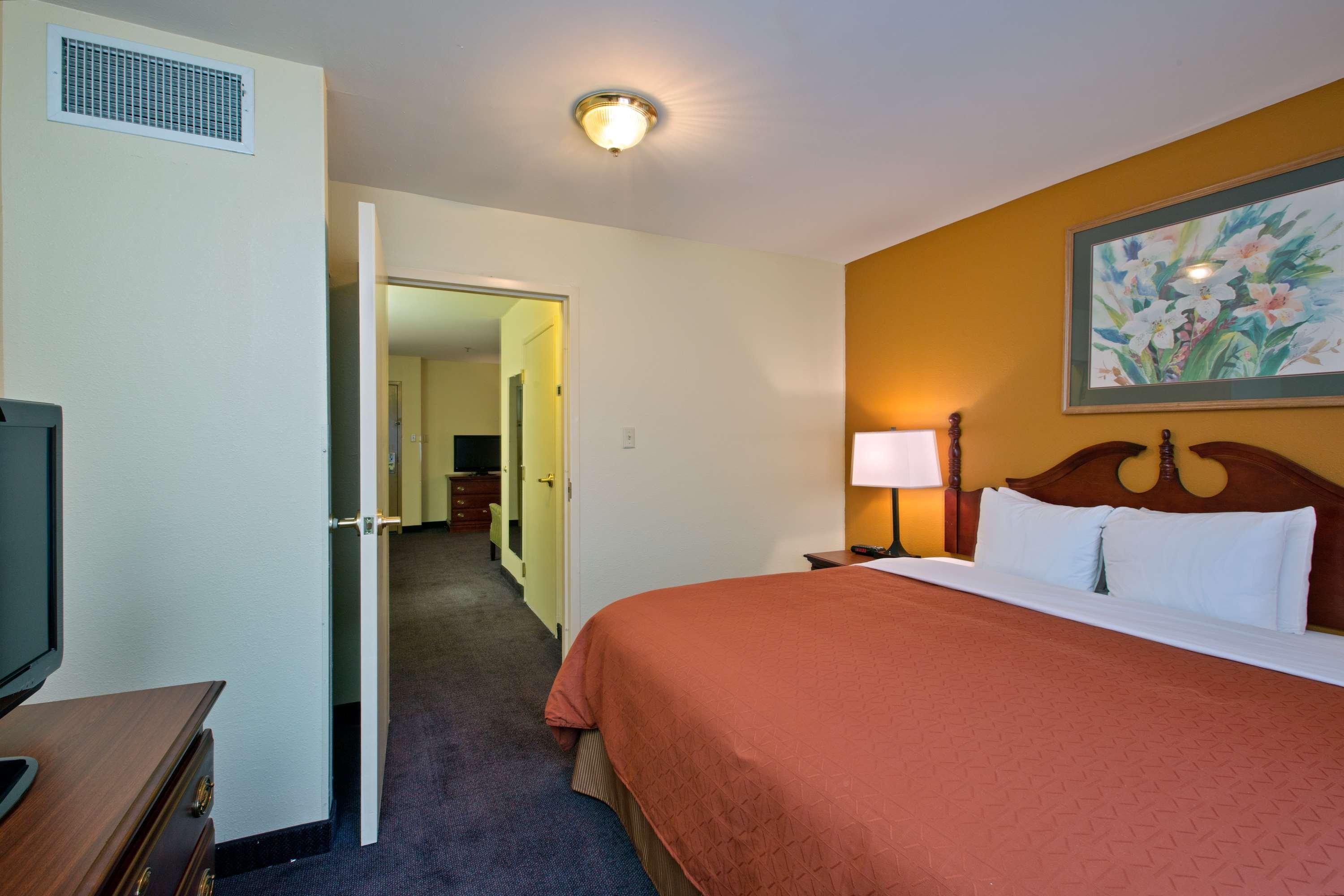Country Inn & Suites By Radisson, Richmond I-95 South, Va Bellwood Экстерьер фото